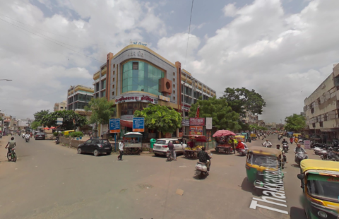 Thakkarnagar | Madhav Mall | SEOK ID - BOBA0390
