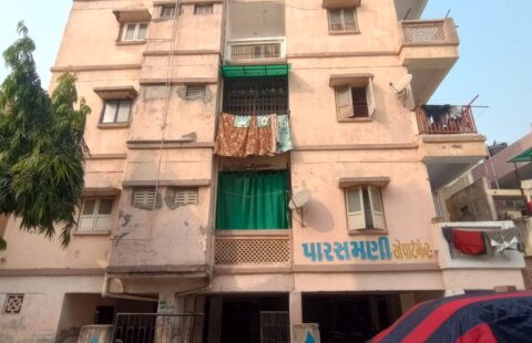 Hirawadi | Parasmani Apartment | SEOK ID - UBIA0482