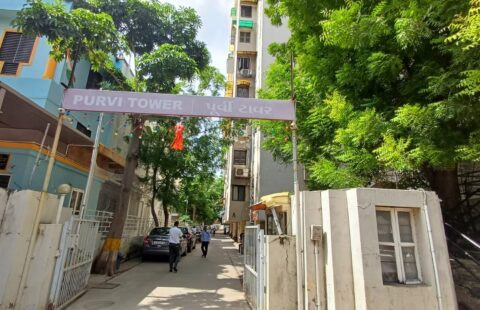Memnagar | Purvi Tower | SEOK ID - UBIA0116